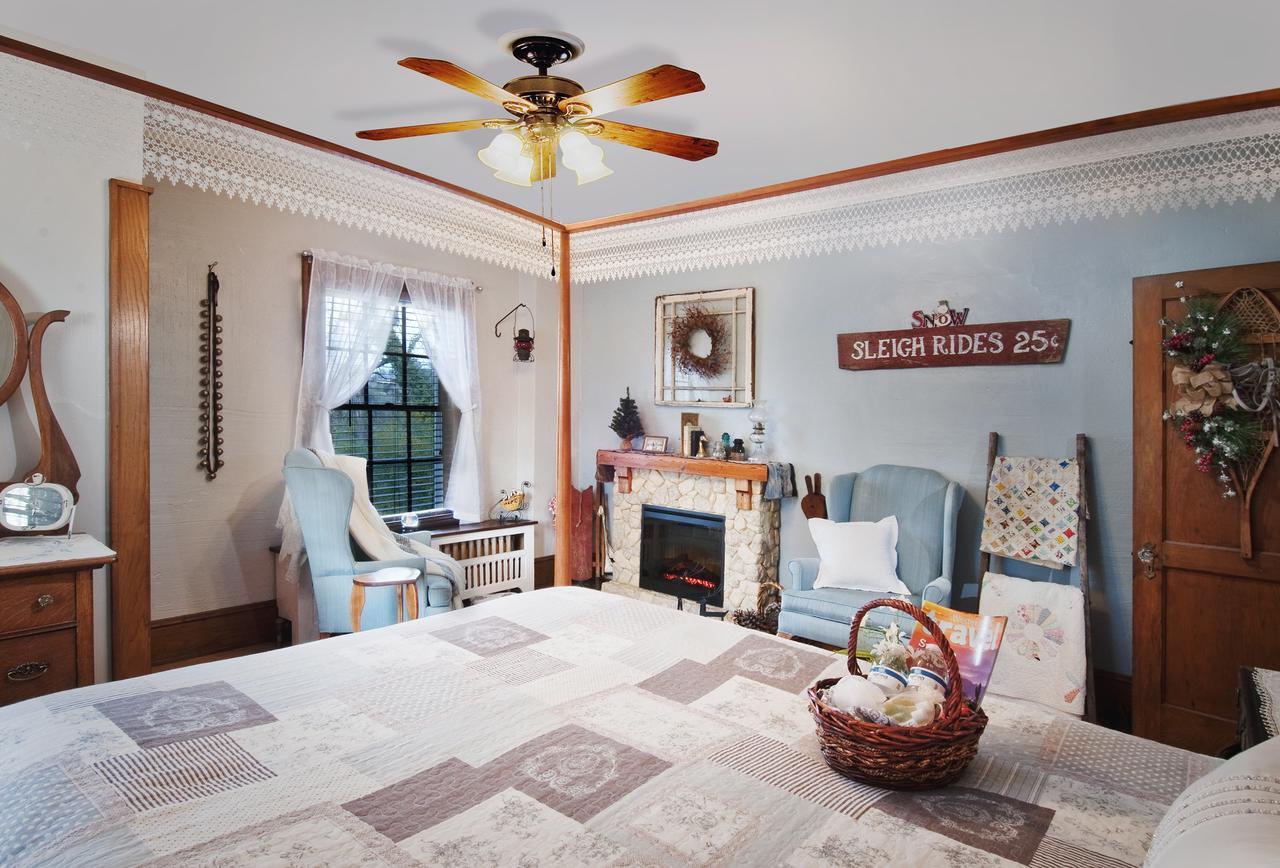 Almost Heaven Bed & Breakfast Waynesville Dış mekan fotoğraf