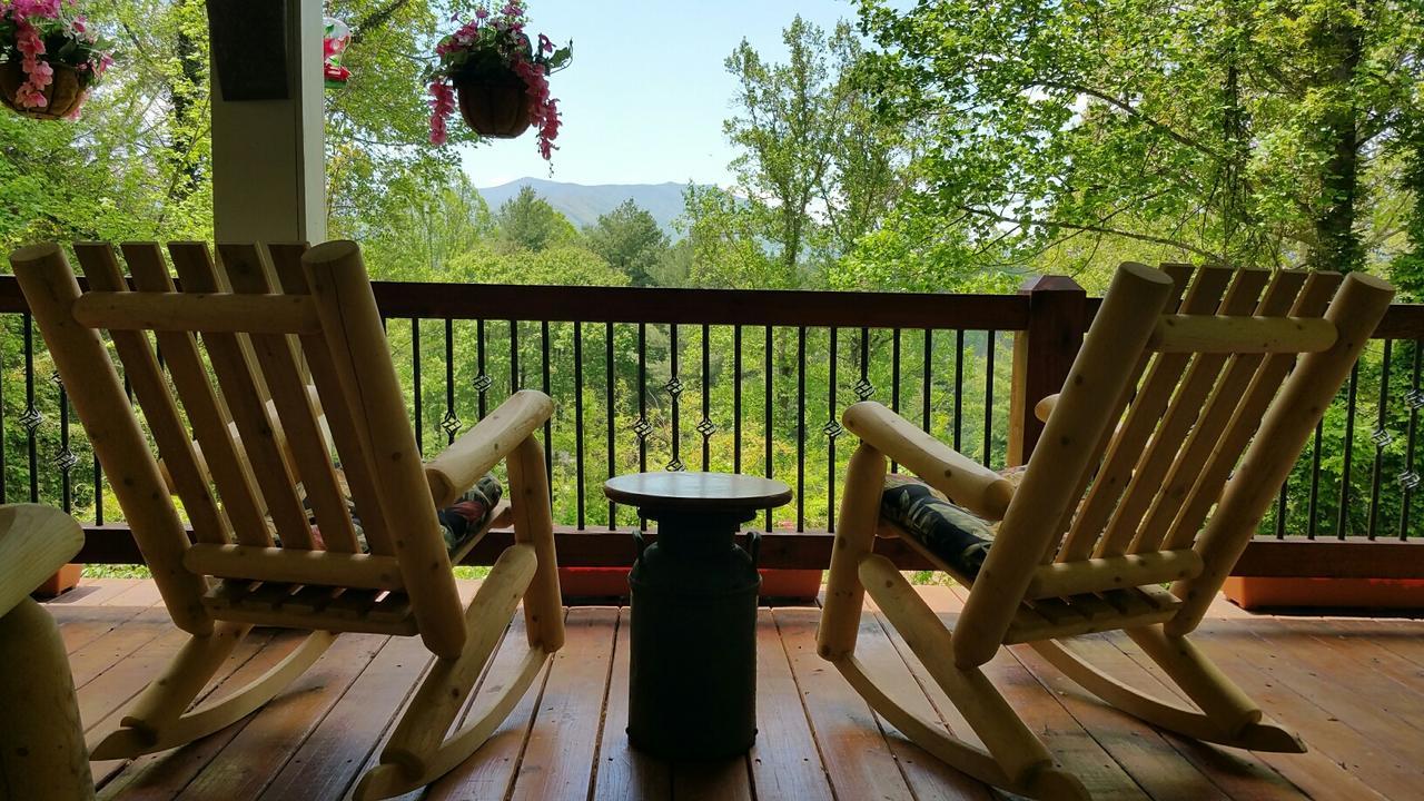 Almost Heaven Bed & Breakfast Waynesville Dış mekan fotoğraf